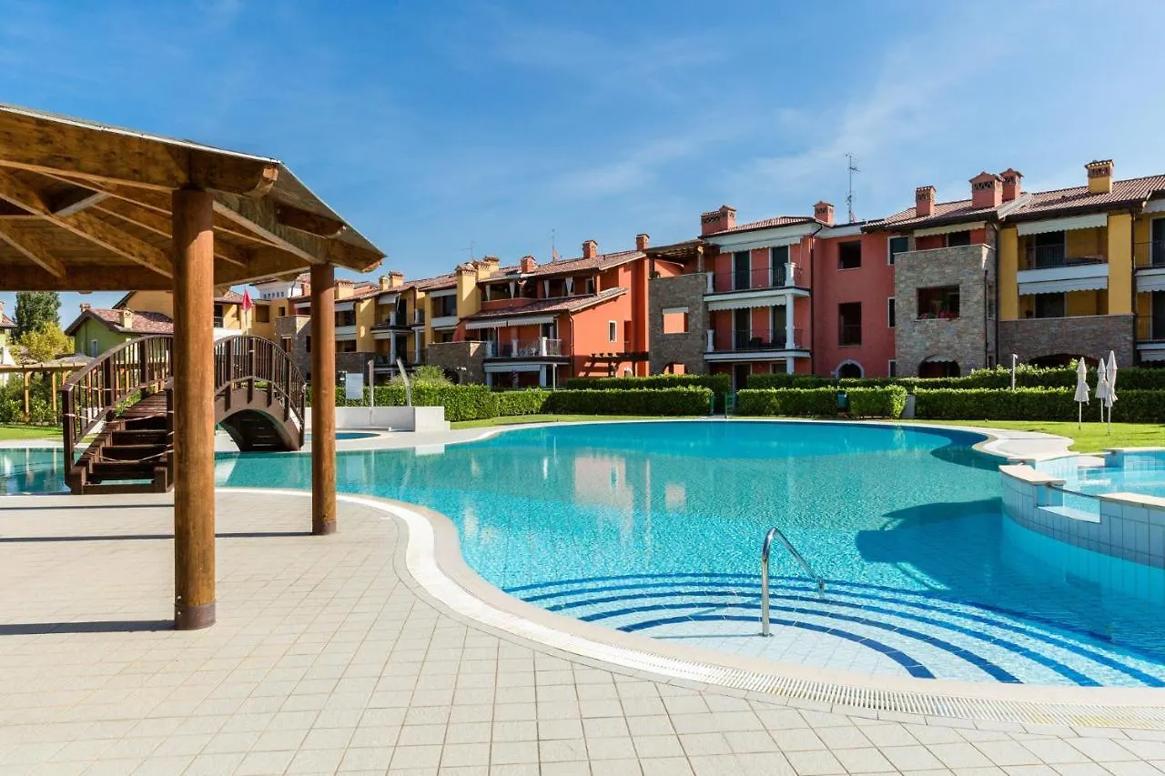 Appartamento Corina Сирмионе Италия