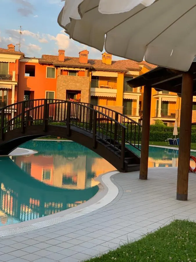 Appartamento Corina Сирмионе Апартаменты